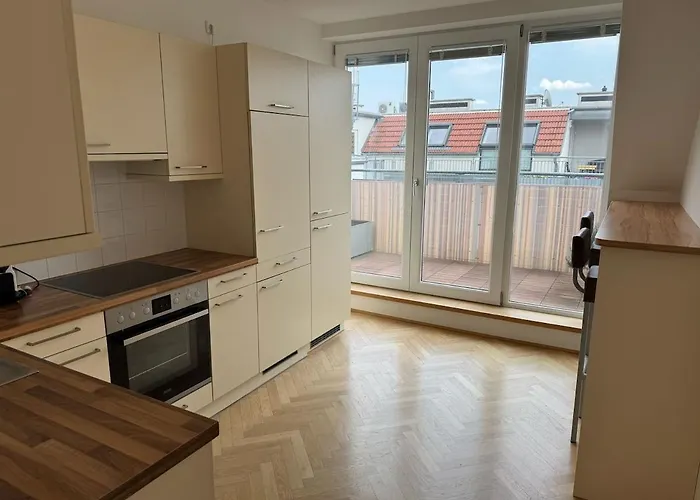 100qm, Balcony, Near Center, Schoenbrunn, Attic Apartment *