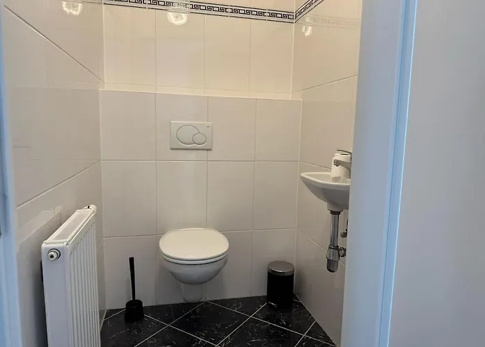 100qm, Balcony, Near Center, Schoenbrunn, Attic Apartment Vienna