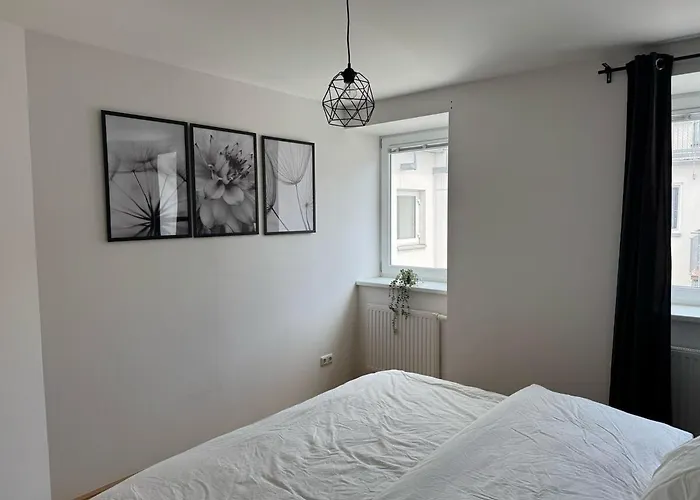 Apartment 100qm, Balcony, Near Center, Schoenbrunn, Attic Vienna